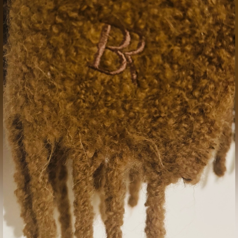 BR Italian Alpaca Boucle poncho - Picture 4 of 7